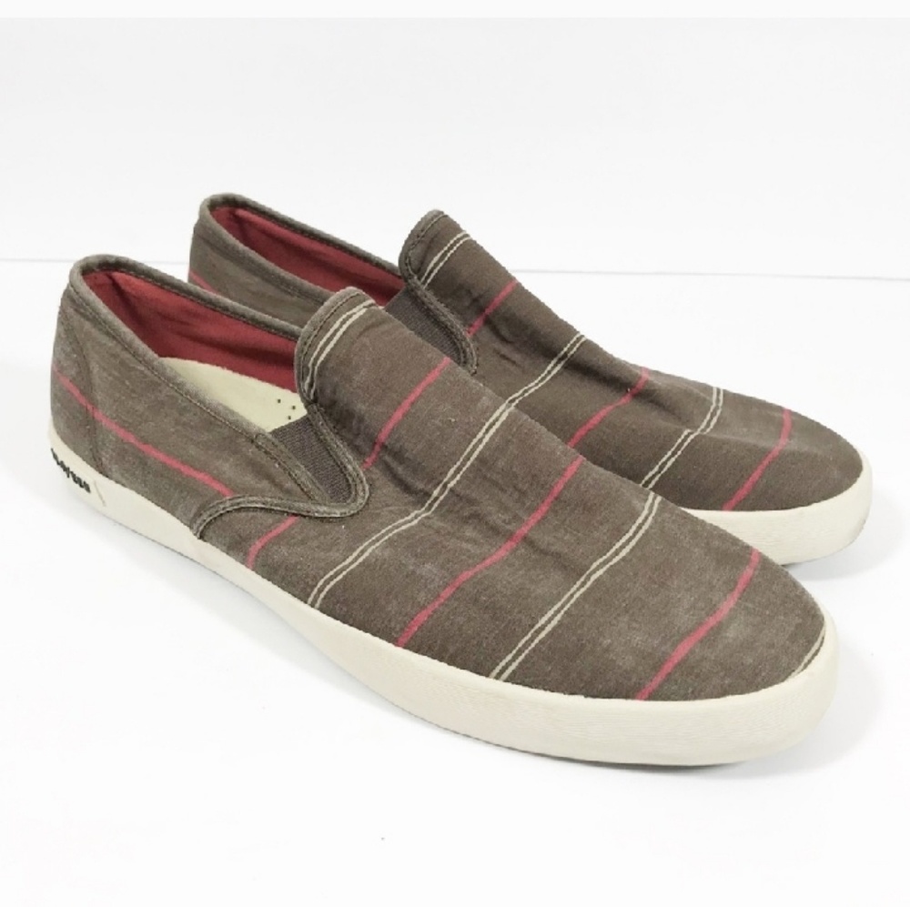 EUC Boat shoes by seaVees